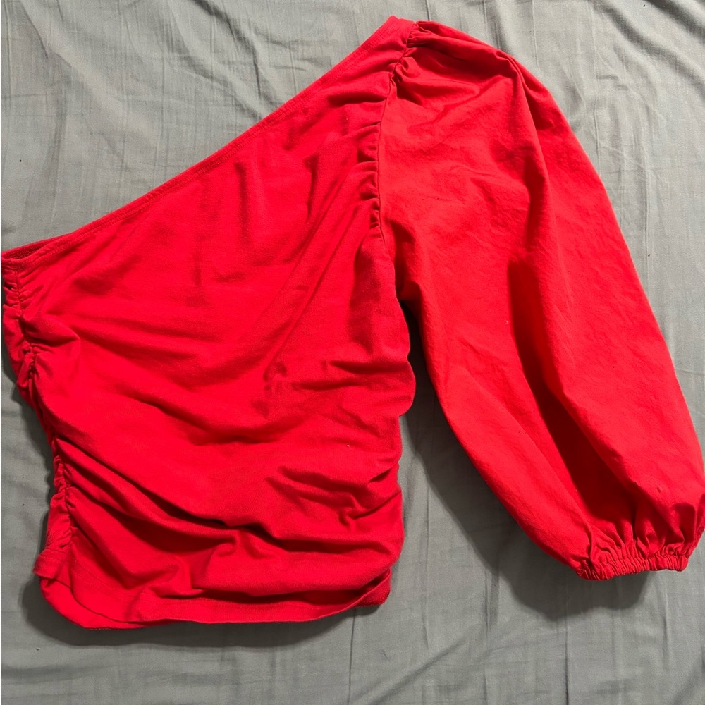 ed one shoulder puff sleeve blouse
